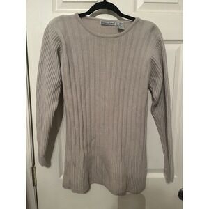 Stephanie Andrews Medium Beige Lambs Wool and Angora Rabbit Hair Sweater Vintage